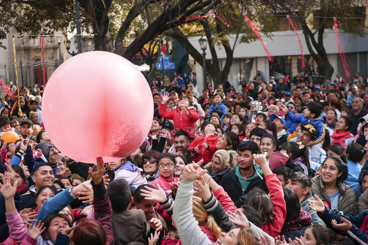 Los congresos finalizan con una Declaración elaborada por niños, niñas y adolescentes con temas propuestos por ellas y ellos, que se eleva a los organismos internacionales y nacionales.