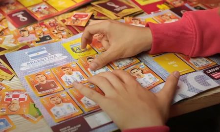 Una santafesina fabricó todas las figuritas para que su hermana pueda completar el álbum de Qatar 2022 Una santafesina fabricó todas las figuritas para que su hermana pueda completar el álbum de Qatar 2022