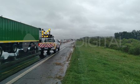 El accidente ocurrió en la mano con dirección a Santa Fe. El accidente ocurrió en la mano con dirección a Santa Fe.