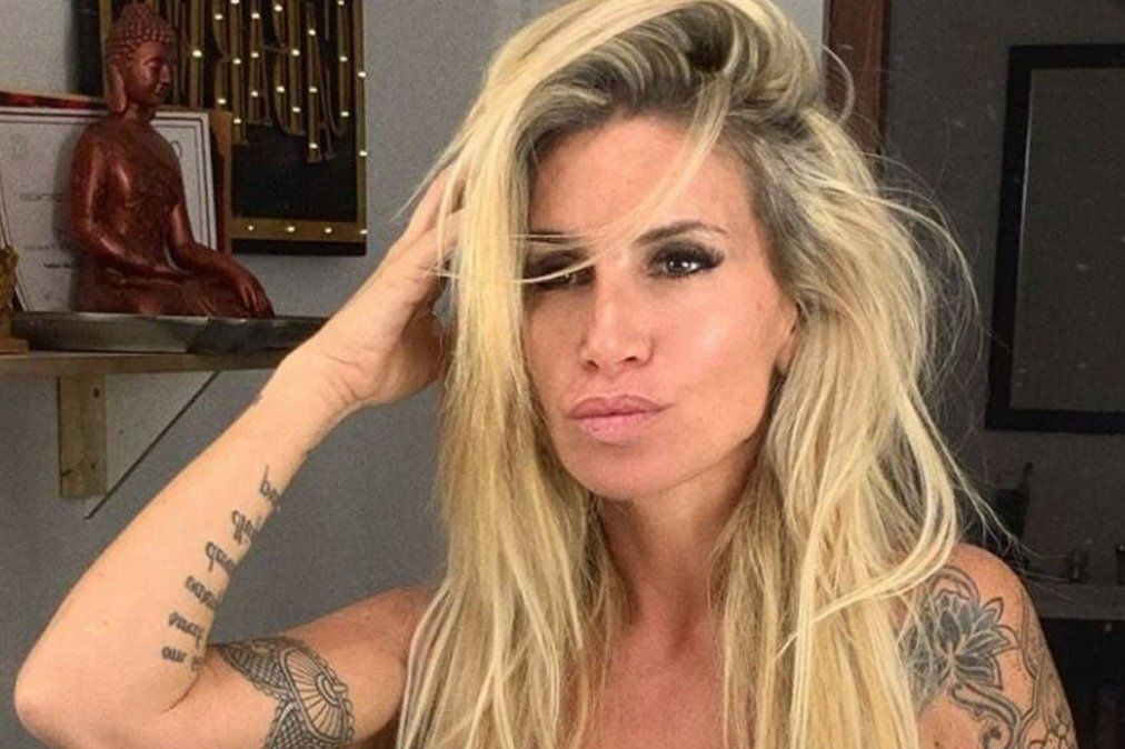 Florencia Peña dio a conocer a quién elegiría para hacer un trío.