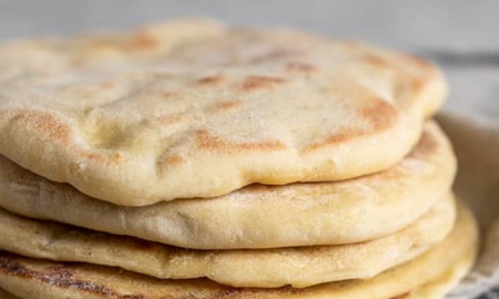 Cómo hacer pan árabe: una receta muy fácil y con ingredientes que hay en casa Cómo hacer pan árabe: una receta muy fácil y con ingredientes que hay en casa