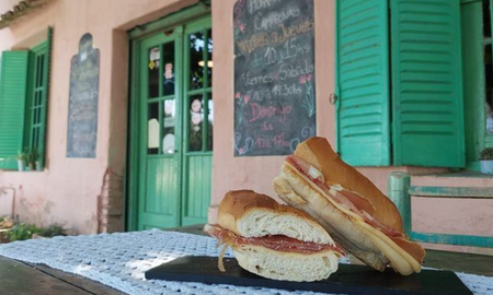 Escapada de sabores en Córdoba, un pequeño pueblo con los mejores sándwiches