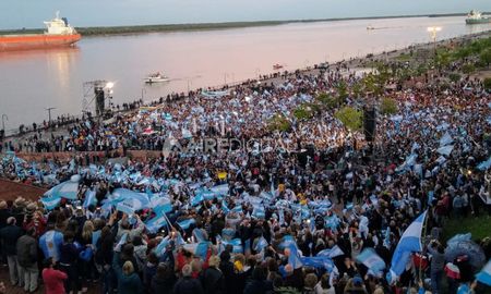 mauricio macri de campana en rosario: ?no nos va a ayudar traer a los mismos del pasado? mauricio macri de campana en rosario: ?no nos va a ayudar traer a los mismos del pasado?