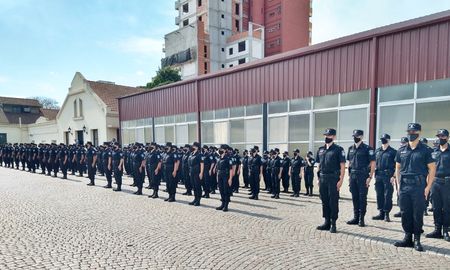 El Isep Cuenta con dos delegaciones, centro-norte y sur, con sede en Santa Fe y Rosario respectivamente, y próximamente se inaugurará una tercera en la localidad de Murphy. El Isep Cuenta con dos delegaciones, centro-norte y sur, con sede en Santa Fe y Rosario respectivamente, y próximamente se inaugurará una tercera en la localidad de Murphy.