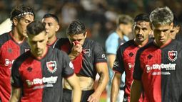 Arde Newells tras la derrota.