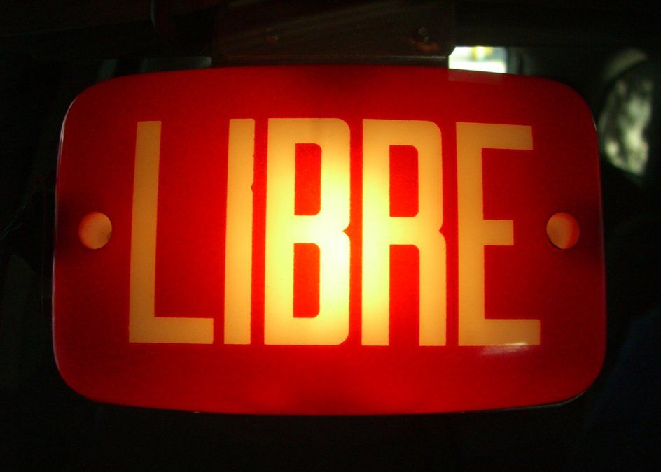 Buenos_Aires_ _Taxi_libre.jpg