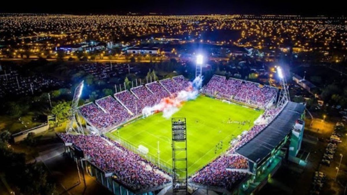 Central Norte vs Colón jugarán en el estadio Padre Ernesto Martearena. Central Norte vs Colón jugarán en el estadio Padre Ernesto Martearena.