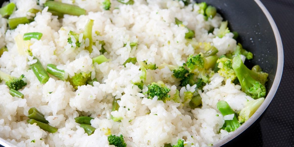 Para aumentar el contenido de hierro de esta receta, puedes añadir al brócoli una cucharada de semillas de sésamo o de calabaza. Para aumentar el contenido de hierro de esta receta, puedes añadir al brócoli una cucharada de semillas de sésamo o de calabaza.