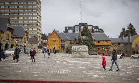 bariloche se prepara para el regreso de los viajes de egresados en agosto bariloche se prepara para el regreso de los viajes de egresados en agosto