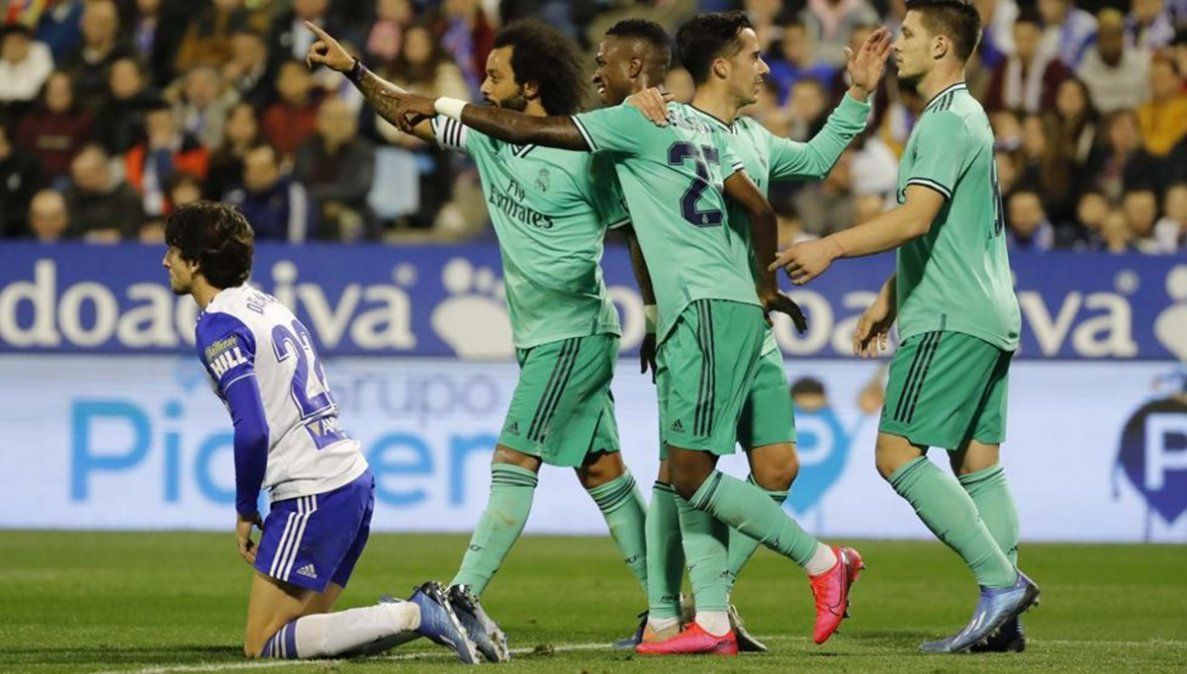Real Madrid goleó a Zaragoza y pasó a cuartos de final