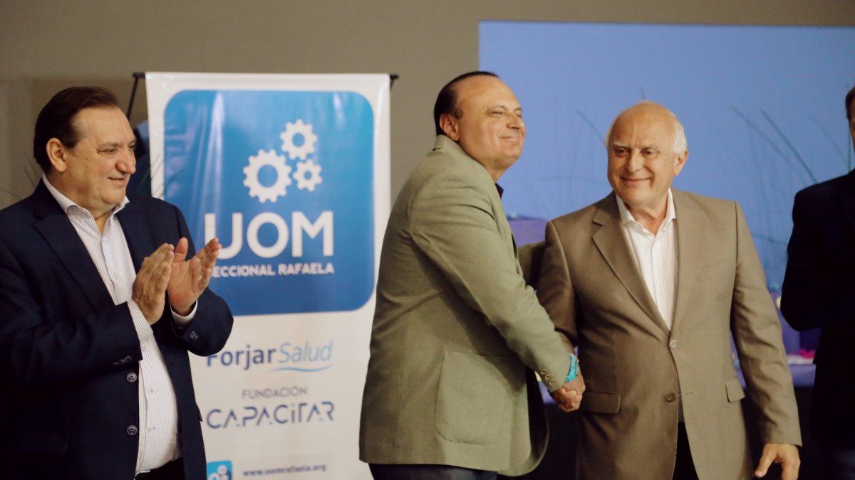 Lifschitz: “Seguimos defendiendo la industria santafesina”