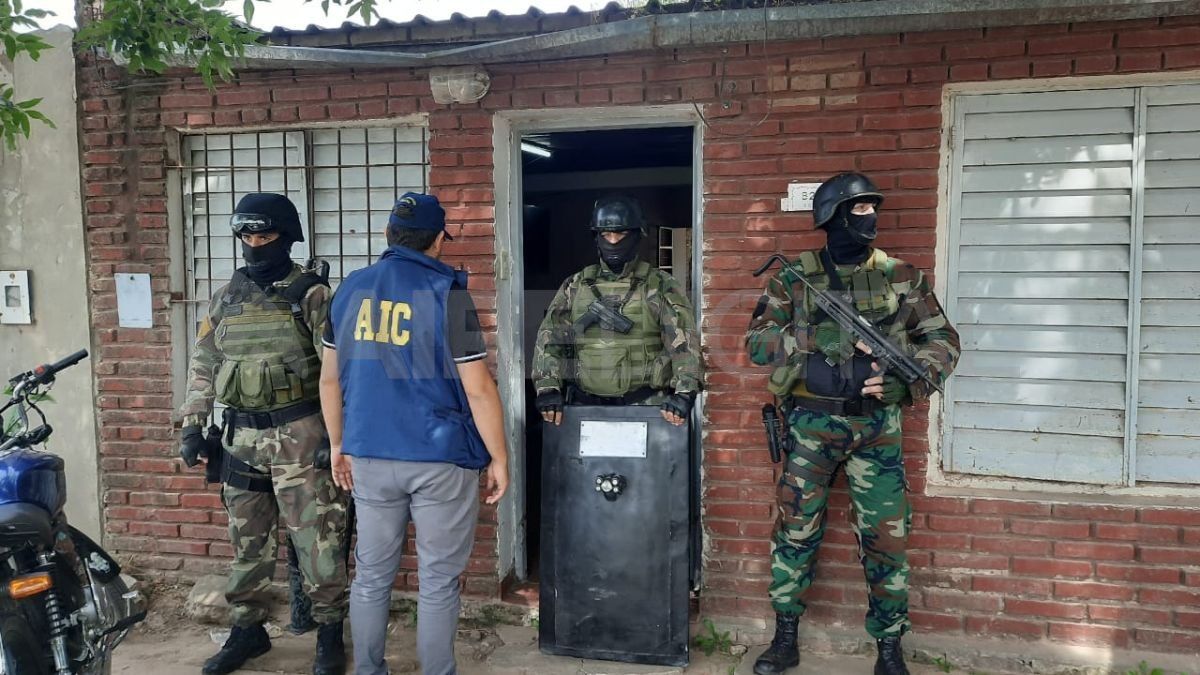 Aguado 8200: uno de los domicilios allanados este sábado.