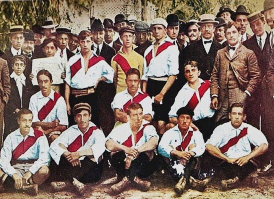 Se Cumplen 115 Años Del Primer Partido Profesional De River Plate En Su ...