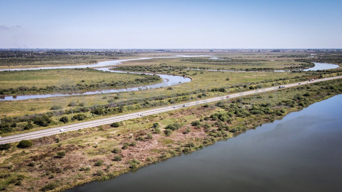 La Provincia avanza en el proyecto para dotar de iluminación a la Circunvalación Oeste.