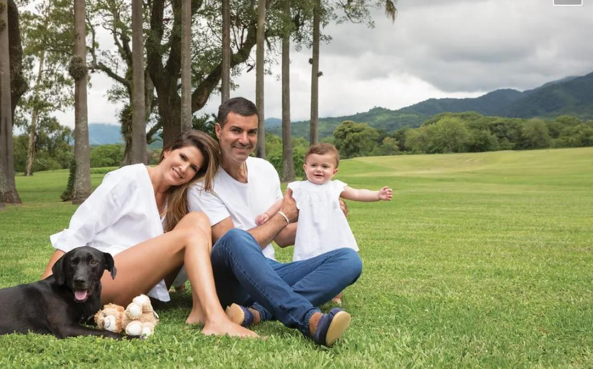 El motivo por el que Isabel Macedo y Juan Manuel Urtubey se fueron a vivir a Uruguay