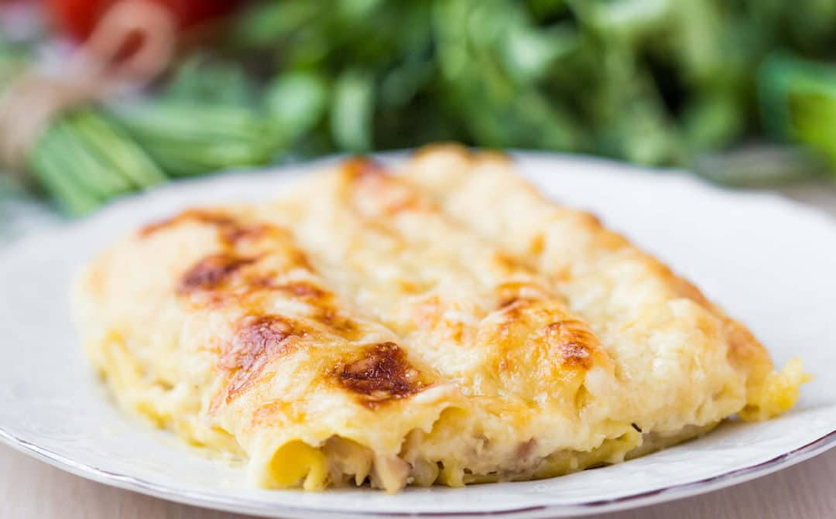 La receta de canelones de pollo de Guillermo Calabrese es riquísima y fácil de replicar en casa. La receta de canelones de pollo de Guillermo Calabrese es riquísima y fácil de replicar en casa.