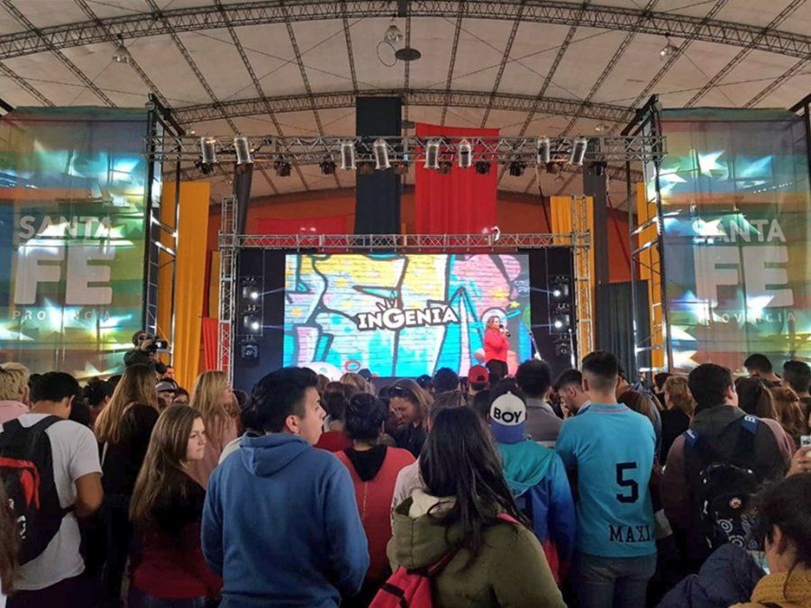 Programa Ingenia: los ganadores de la Región III recibieron sus premios