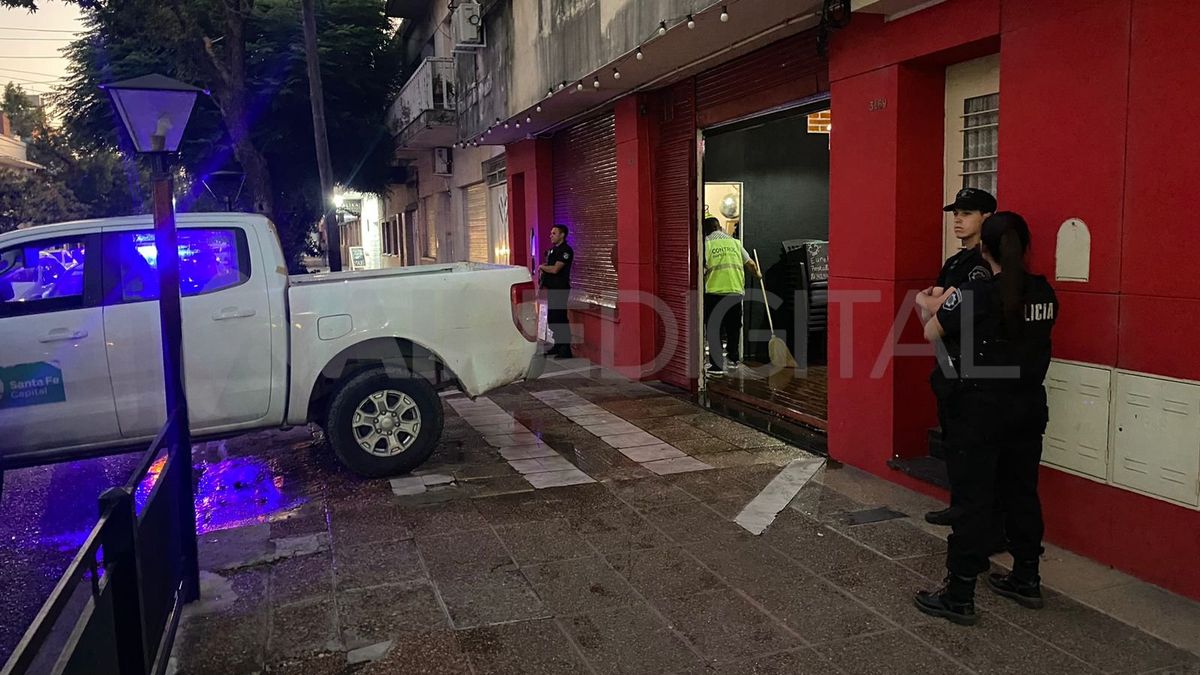 La rotisería fue clausurada el 30 de noviembre de 2022 por infringir la normativa que prohíbe la venta de bebidas alcohólicas en un radio de 800 metros respecto a los lugares de eventos masivos.