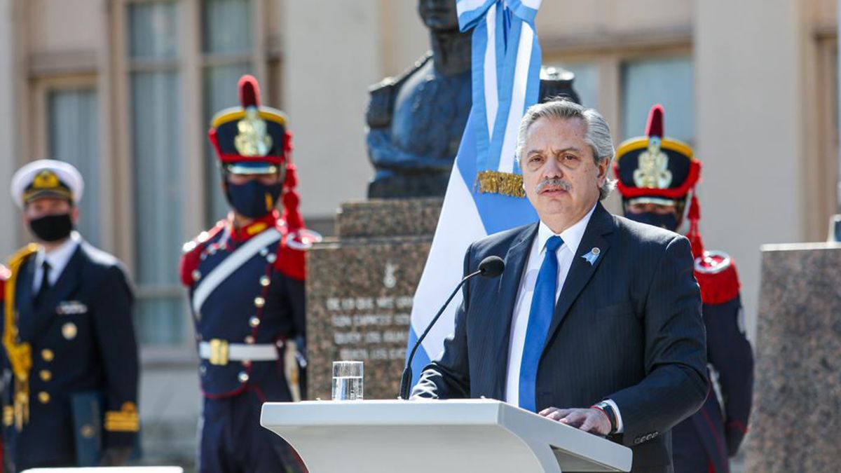 Alberto Fern&aacute;ndez en el acto por los 170 a&ntilde;os del fallecimiento de San Mart&iacute;n.