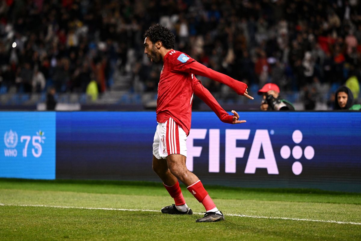 Al Ahly goleó a Auckland City y avanzó a cuartos de final del Mundial de Clubes.