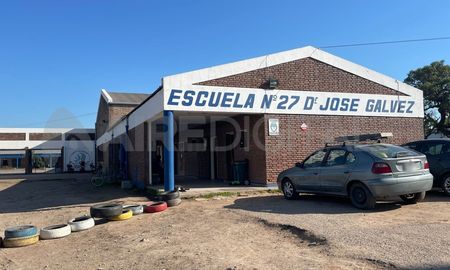El hecho ocurrió durante la madruga en inmediaciones del establecimiento educativo ubicado en calle Blas Parera al 10400 de barrio Cabaña Leiva. El hecho ocurrió durante la madruga en inmediaciones del establecimiento educativo ubicado en calle Blas Parera al 10400 de barrio Cabaña Leiva.