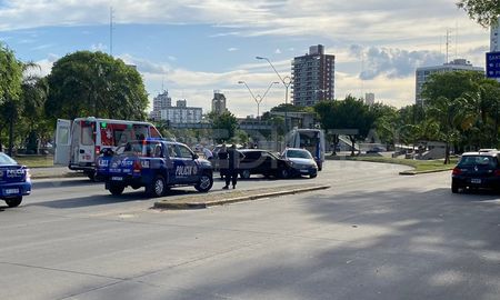El accidente se produjo en Avenida Alem a la altura de calle San Luis. El accidente se produjo en Avenida Alem a la altura de calle San Luis.