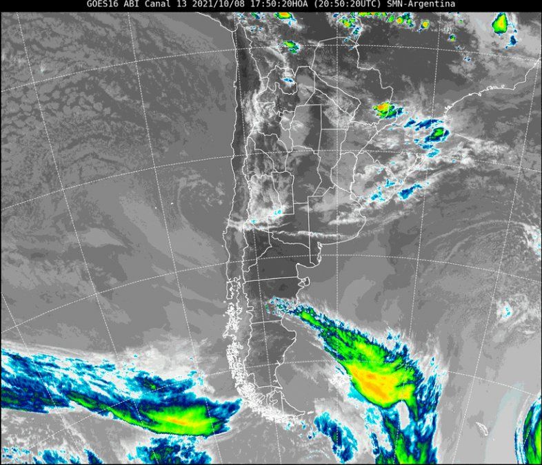 Imagen satelital del tiempo en Santa Fe durante el sábado 9 de octubre del fin de semana largo.