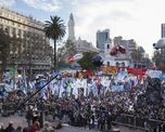 Las dos CTA anunciarán este lunes nuevas medidas de protesta contra las políticas del Gobierno nacional Las dos CTA anunciarán este lunes nuevas medidas de protesta contra las políticas del Gobierno nacional