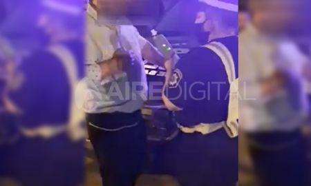 En una noche que no arrojó incidentes graves, el total del operativo municipal dejó en total 12 actas de infracciones y 6 retenciones vehiculares. En una noche que no arrojó incidentes graves, el total del operativo municipal dejó en total 12 actas de infracciones y 6 retenciones vehiculares.