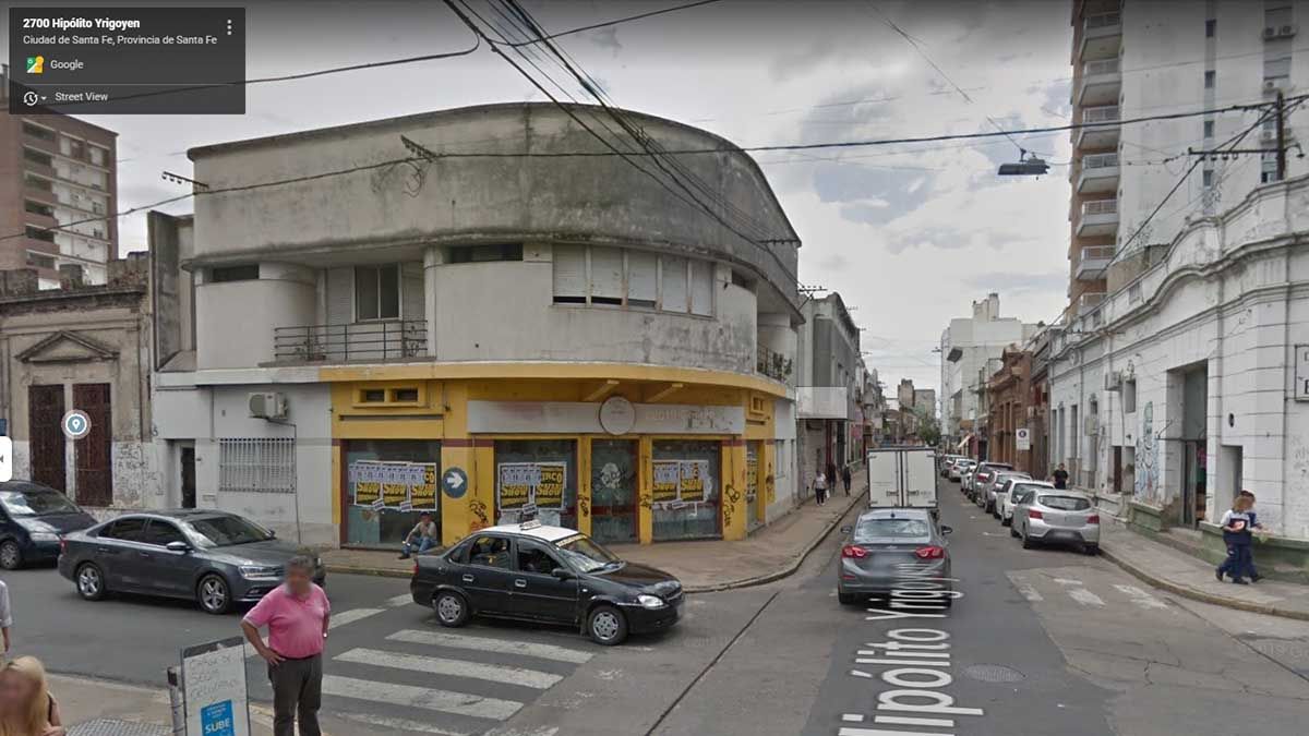 Una mujer de 46 años estacionó el auto frente a un garaje y la dueña se lo dibujó con un fibrón