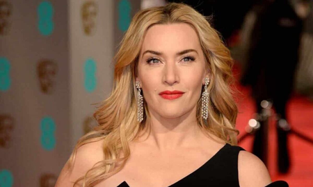 En medio de la promoción de Ammonite (película donde interpreta a una paleontóloga lesbiana), la premiada actriz de Titanic, Kate Winslet arremetió contra la industria del entretenimiento y denunció discriminación y homofobia. En medio de la promoción de Ammonite (película donde interpreta a una paleontóloga lesbiana), la premiada actriz de Titanic, Kate Winslet arremetió contra la industria del entretenimiento y denunció discriminación y homofobia.