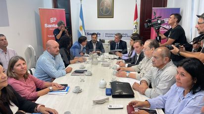 Paritaria docente en Santa Fe: el gobierno ofreció un 18% de aumento para marzo y desde los gremios advirtieron que 