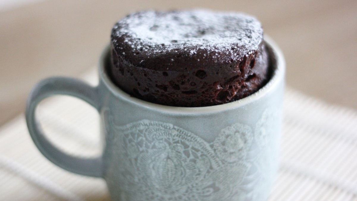 La receta barata para hacer torta en taza con menos de $100
