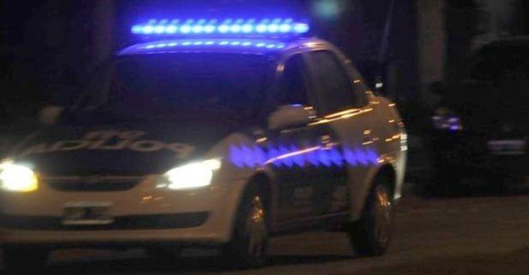 Noche violenta en Santa Fe: atacaron con un cuchillo a un hombre para robarle en Villa del Parque