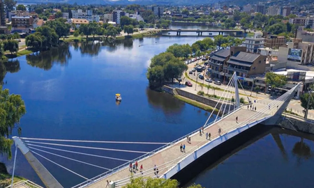 Villa Carlos Paz es el destino más elegido por los santafesinos para el viajar el fin de semana largo Villa Carlos Paz es el destino más elegido por los santafesinos para el viajar el fin de semana largo