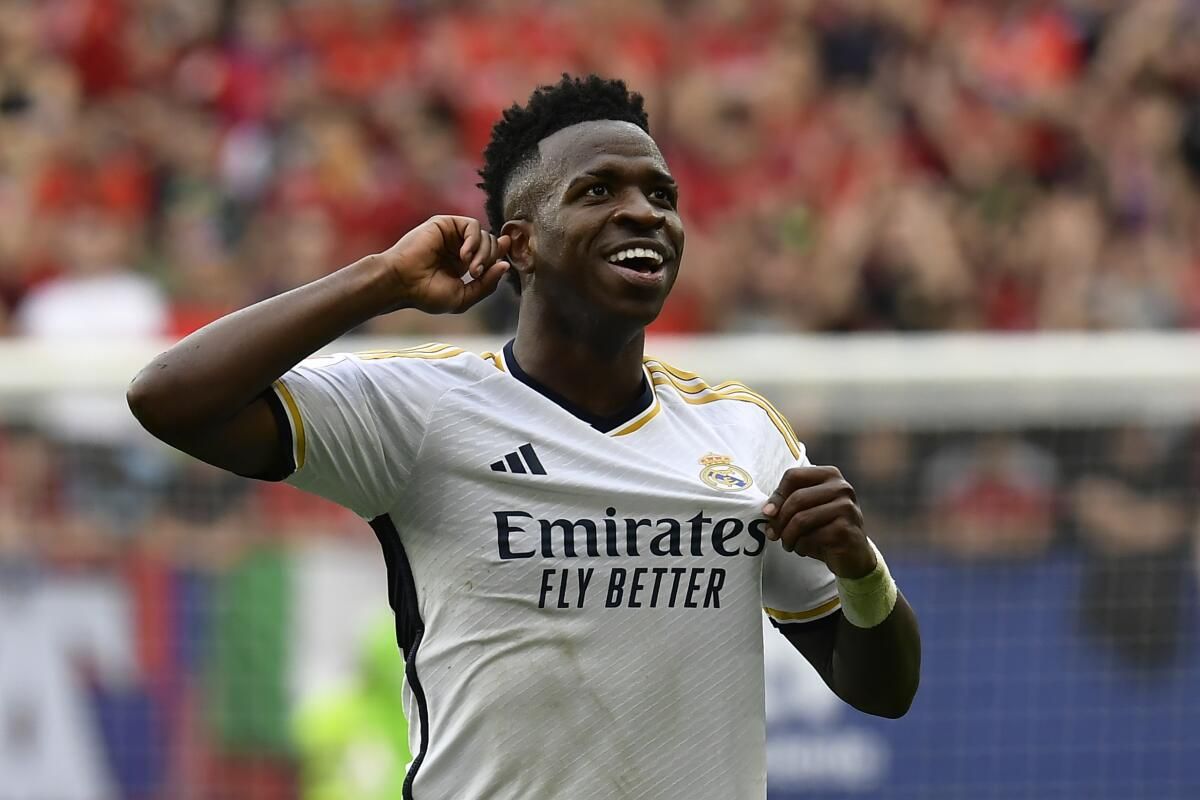 Vinicius Junior, del Real Madrid y la selección brasileña, es el máximo candidato a quedarse con el Balón de Oro 2024. Vinicius Junior, del Real Madrid y la selección brasileña, es el máximo candidato a quedarse con el Balón de Oro 2024.