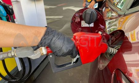 El autoservicio en estaciones será optativo y dependerá de cada empresario. El autoservicio en estaciones será optativo y dependerá de cada empresario.