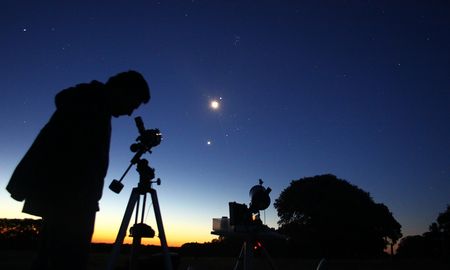 Con ayuda de los aficionados, la Nasa medirá la distancia a Próxima Centauri. Con ayuda de los aficionados, la Nasa medirá la distancia a Próxima Centauri.