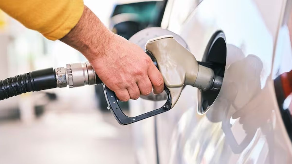 Nafta en verano: por qué tu auto puede gastar más.