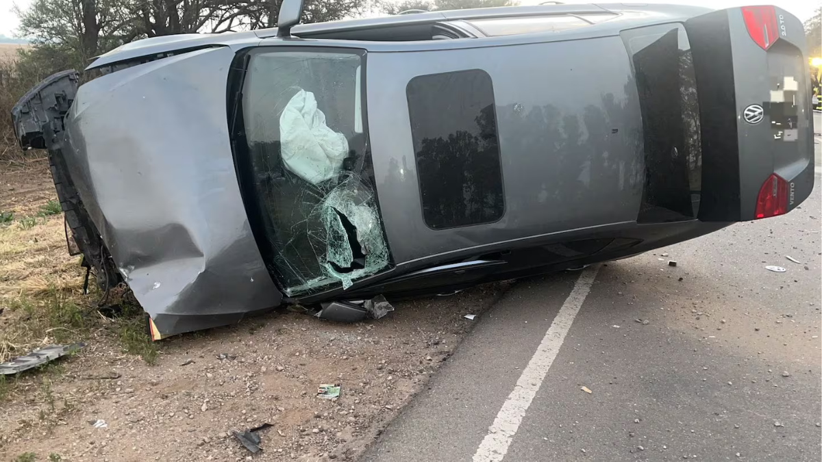 Un hombre de 57 años murió tras un accidente de tránsito a la salida del balneario de Villa Ascasubi en Córdoba.