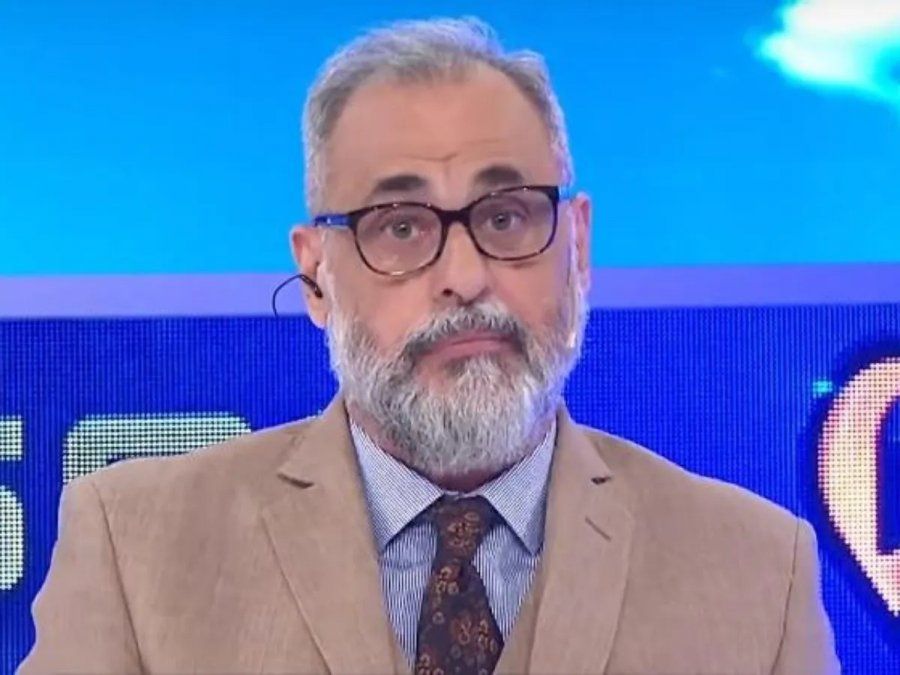 Jorge Rial fulminó a sus colegas por cómo cubrieron la muerte de Menem: Ese ego te lo regalo