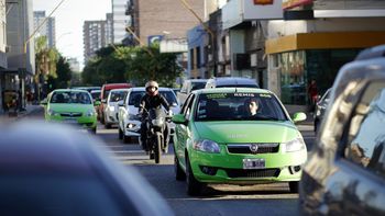 La ciudad de Santa Fe fijó nuevas reglas obligatorias para la identificación de los remises