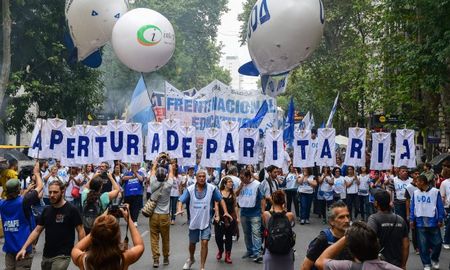 el gobierno apelo el fallo que le ordena convocar a la paritaria docente el gobierno apelo el fallo que le ordena convocar a la paritaria docente