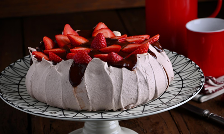 Cómo hacer Pavlova clásica: una receta clásica de Australia y fácil de hacer Cómo hacer Pavlova clásica: una receta clásica de Australia y fácil de hacer
