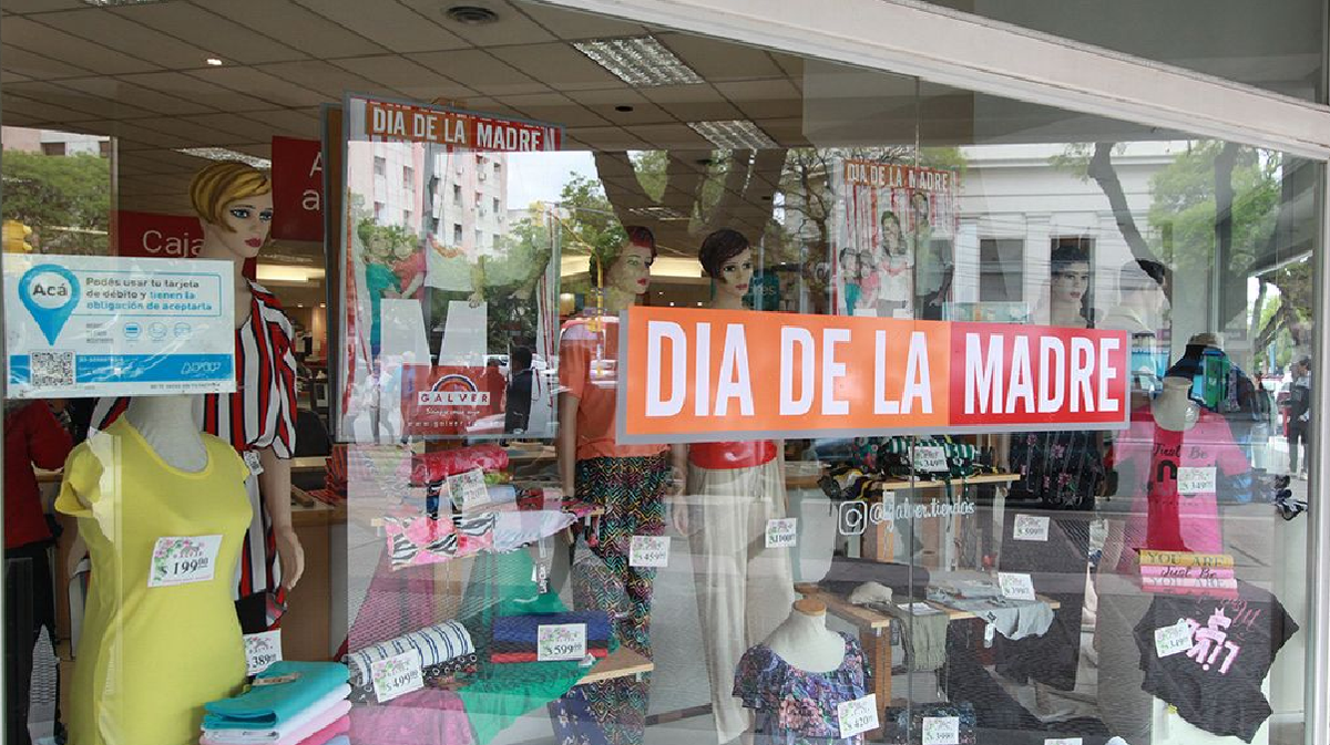Las ventas cayeron un 3,5% en comparación con el año anterior (medidas a precios constantes), confirmando el cuarto descenso interanual consecutivo en una de las fechas clave para el consumo. Las ventas cayeron un 3,5% en comparación con el año anterior (medidas a precios constantes), confirmando el cuarto descenso interanual consecutivo en una de las fechas clave para el consumo.