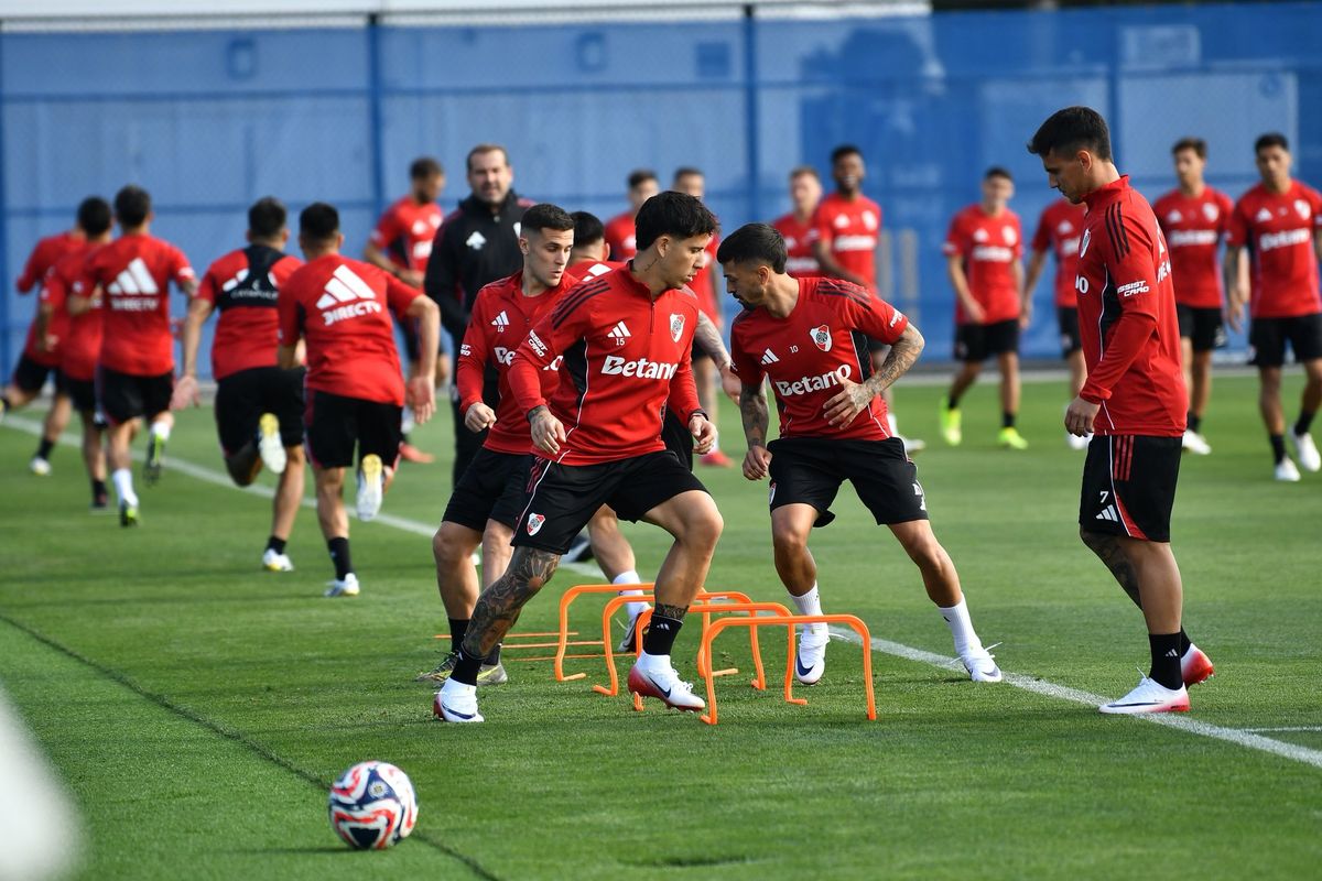 River se prepara para el debut en el Mundial de Clubes ante Urawa Red Diamonds. River se prepara para el debut en el Mundial de Clubes ante Urawa Red Diamonds.