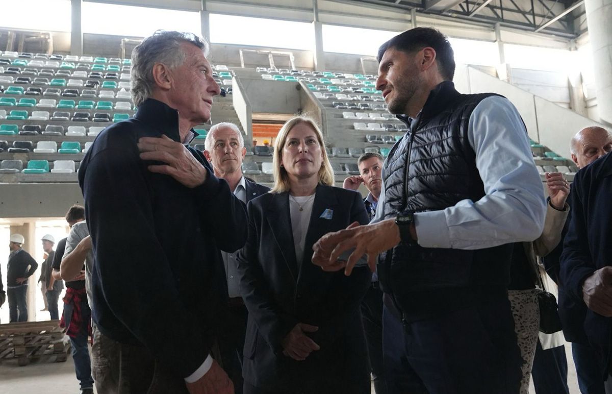 Pullaro y Macri recorrieron una de las obras emblemáticas para los Juegos Suramericanos.