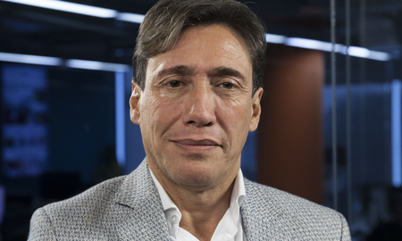 Nueva denuncia contra Fabián Gianola: la empleada doméstica de sus vecinos lo acusa de abuso sexual. Nueva denuncia contra Fabián Gianola: la empleada doméstica de sus vecinos lo acusa de abuso sexual.