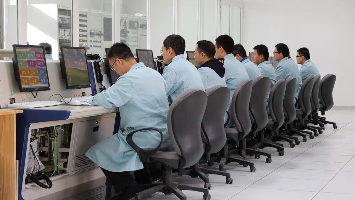 Todo el personal técnico de la base es chino y trabaja bajo las leyes chinas.