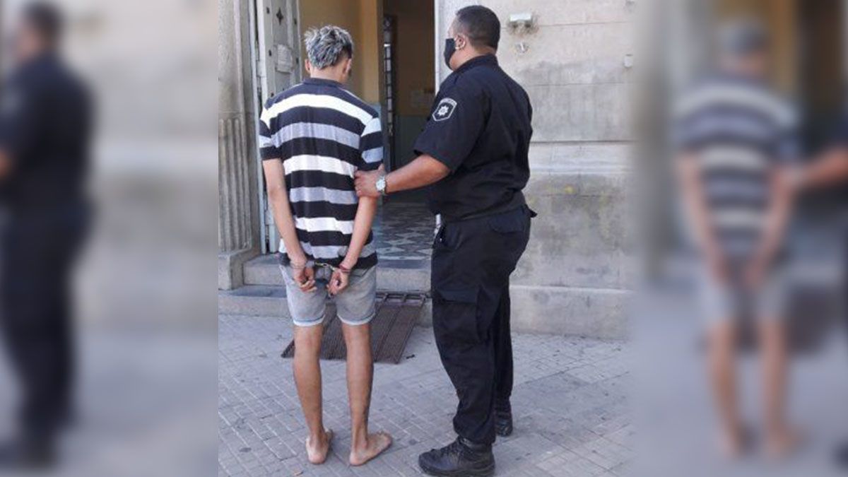 El muchacho de 19 años fue detenido el 2 de enero tras un allanamiento en el barrio Centenario